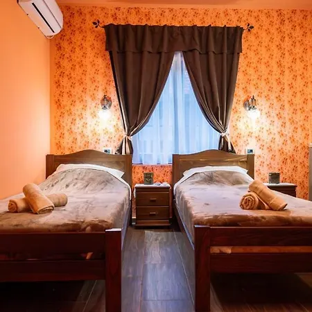 Etno Kuca Biblioteka *