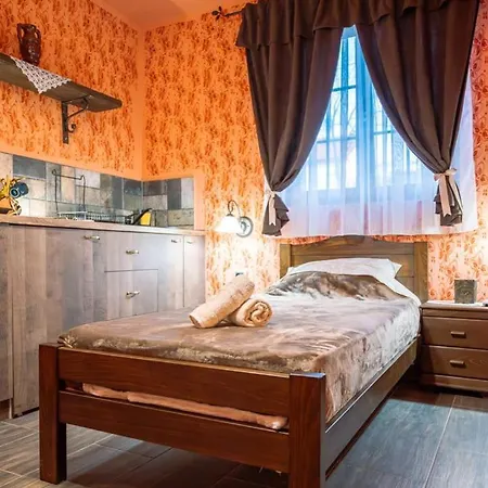 Etno Kuca Biblioteka *